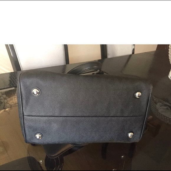 MICHAEL KORS GRAYSON BLACK MED SATCHEL HANDBAG - Picture 12 of 12